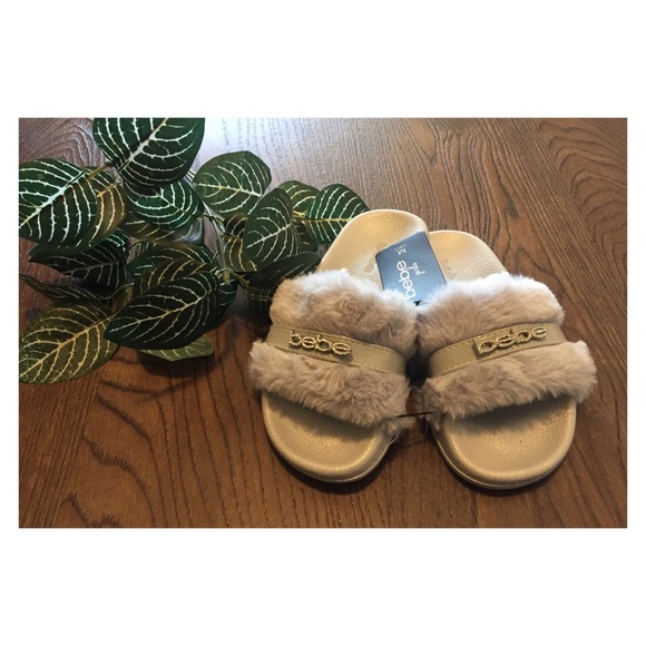 fur slides size 13